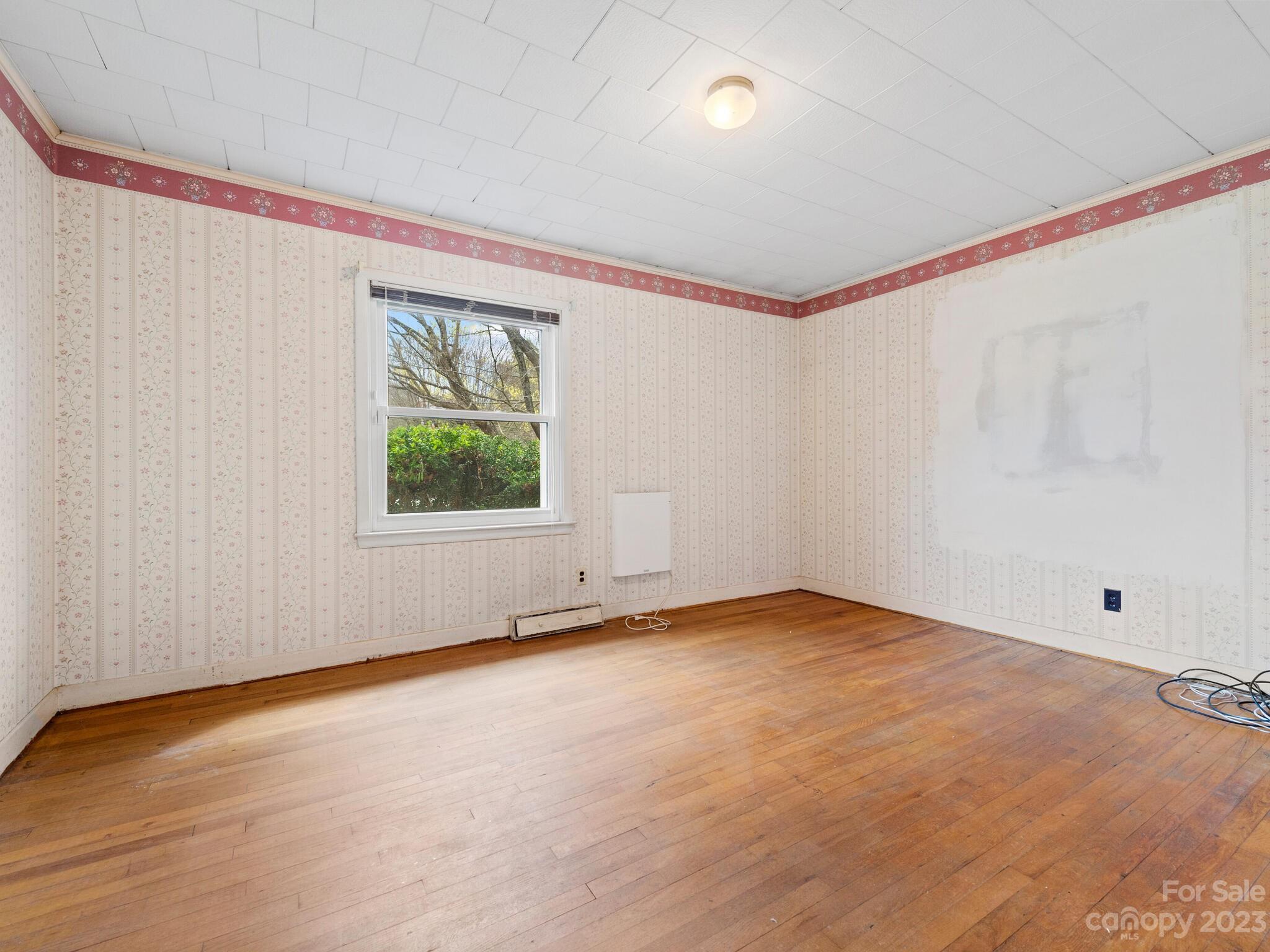 551 Asbury Road Candler NC 28715