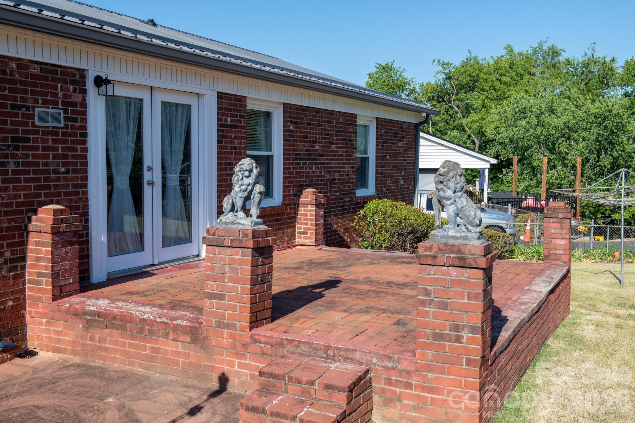 2104 Lamesa Court Lenoir NC 28645
