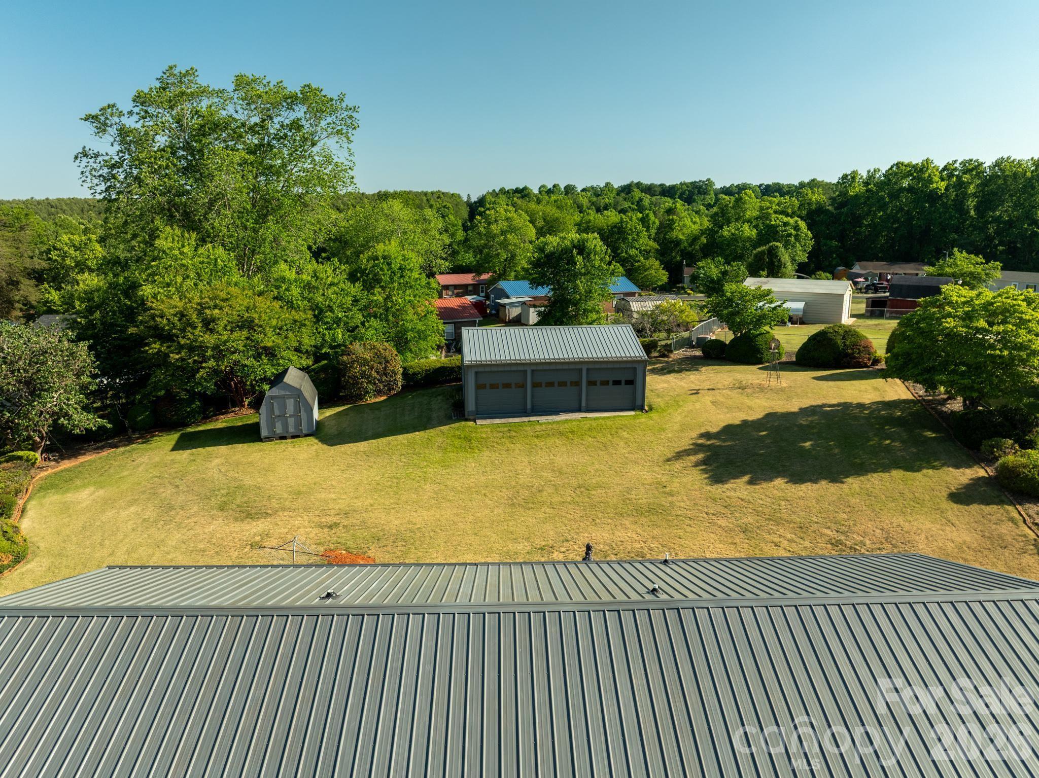 2104 Lamesa Court Lenoir NC 28645