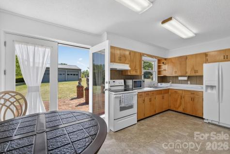 2104 Lamesa Court Lenoir NC 28645