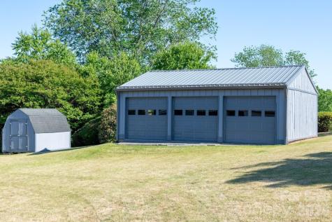 2104 Lamesa Court Lenoir NC 28645