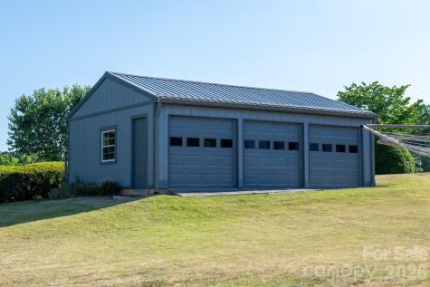 2104 Lamesa Court Lenoir NC 28645