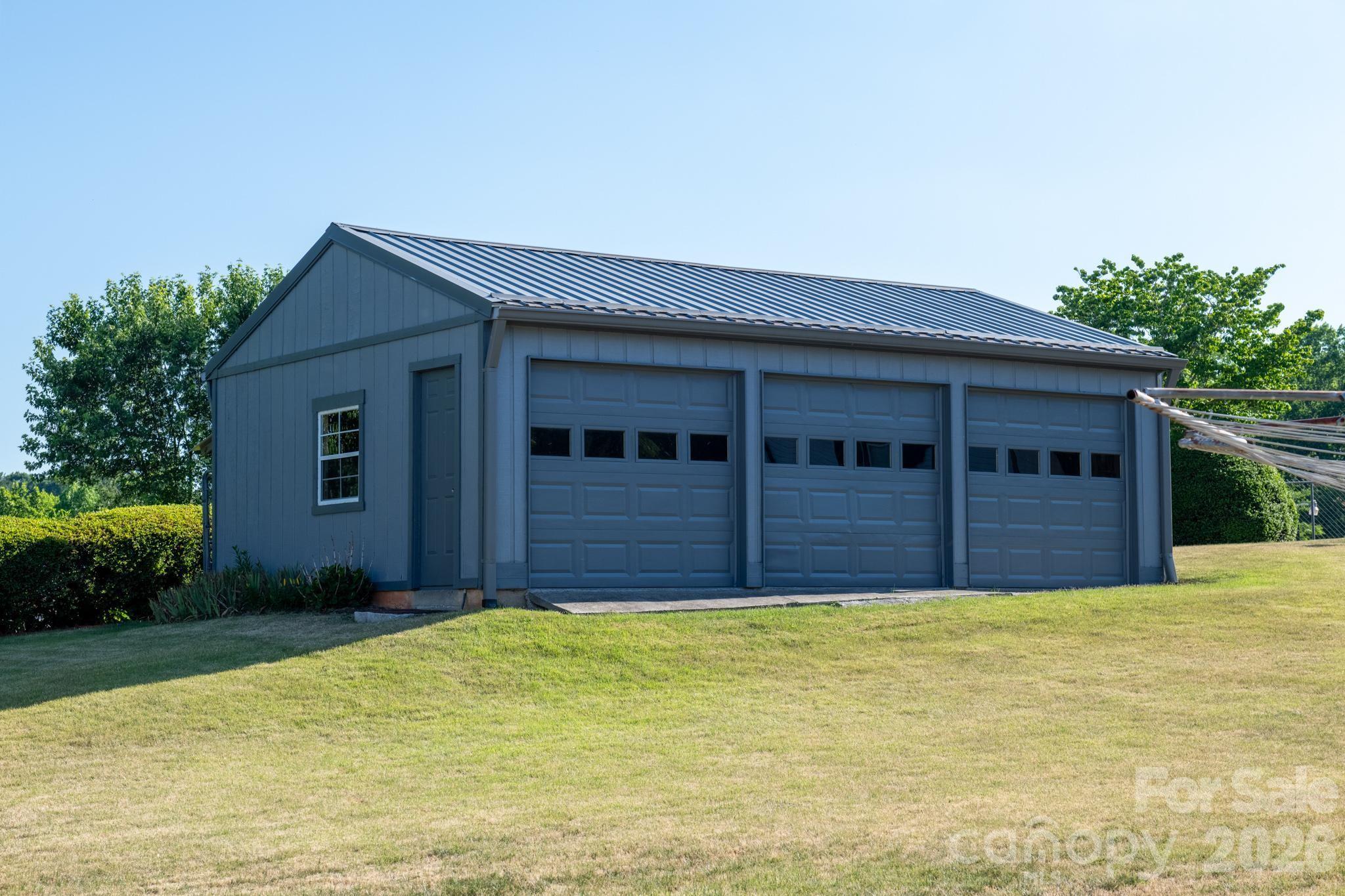 2104 Lamesa Court Lenoir NC 28645