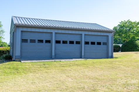 2104 Lamesa Court Lenoir NC 28645
