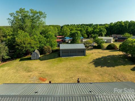 2104 Lamesa Court Lenoir NC 28645