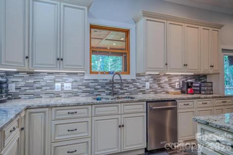 1416 Southpointe Drive Morganton NC 28655