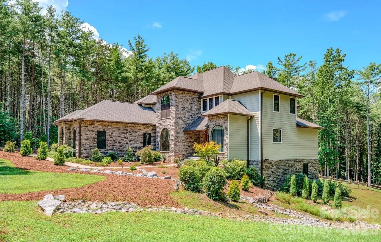 1416 Southpointe Drive Morganton NC 28655