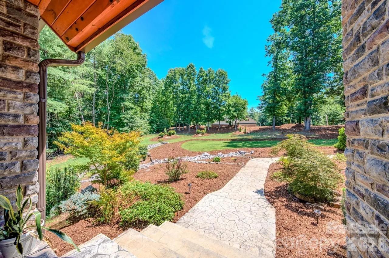 1416 Southpointe Drive Morganton NC 28655