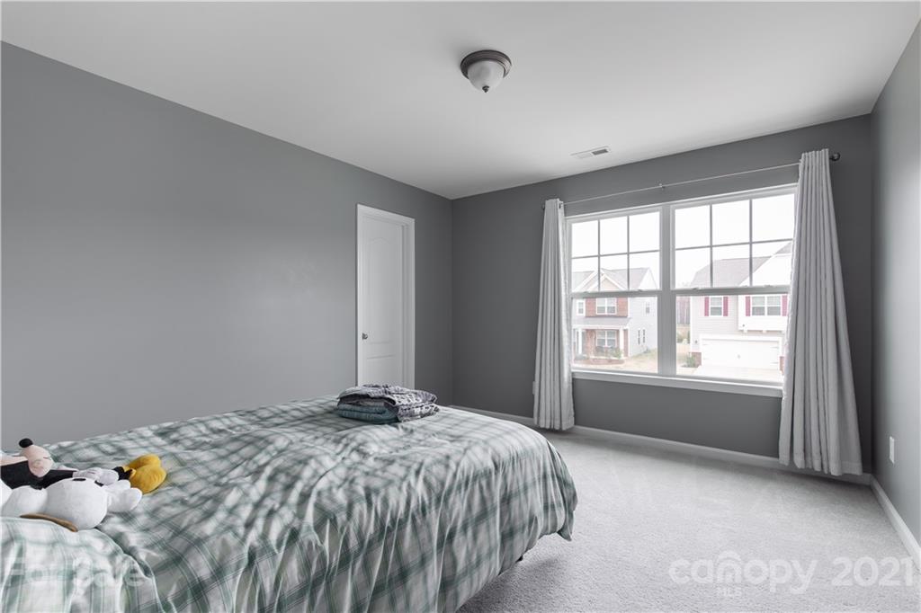 16331 Wavenly House Drive Charlotte NC 28273