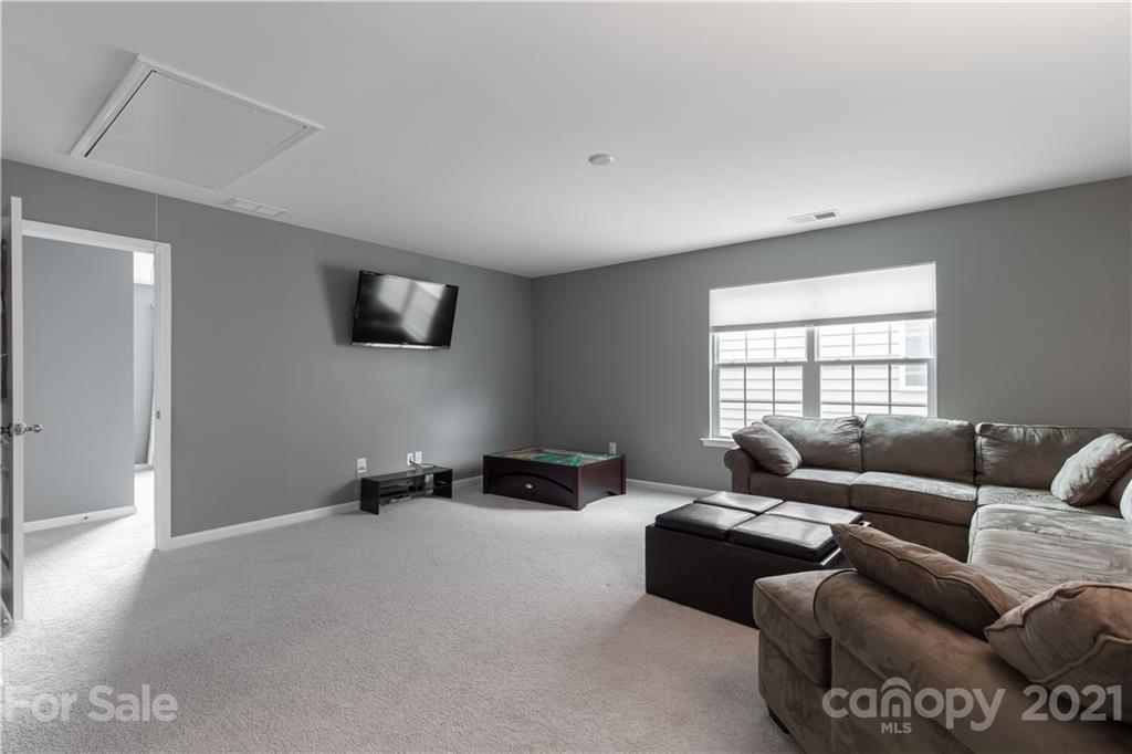 16331 Wavenly House Drive Charlotte NC 28273