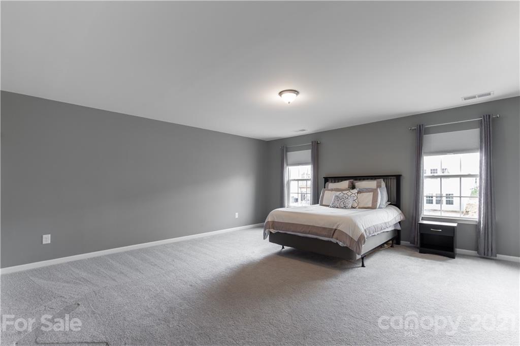 16331 Wavenly House Drive Charlotte NC 28273