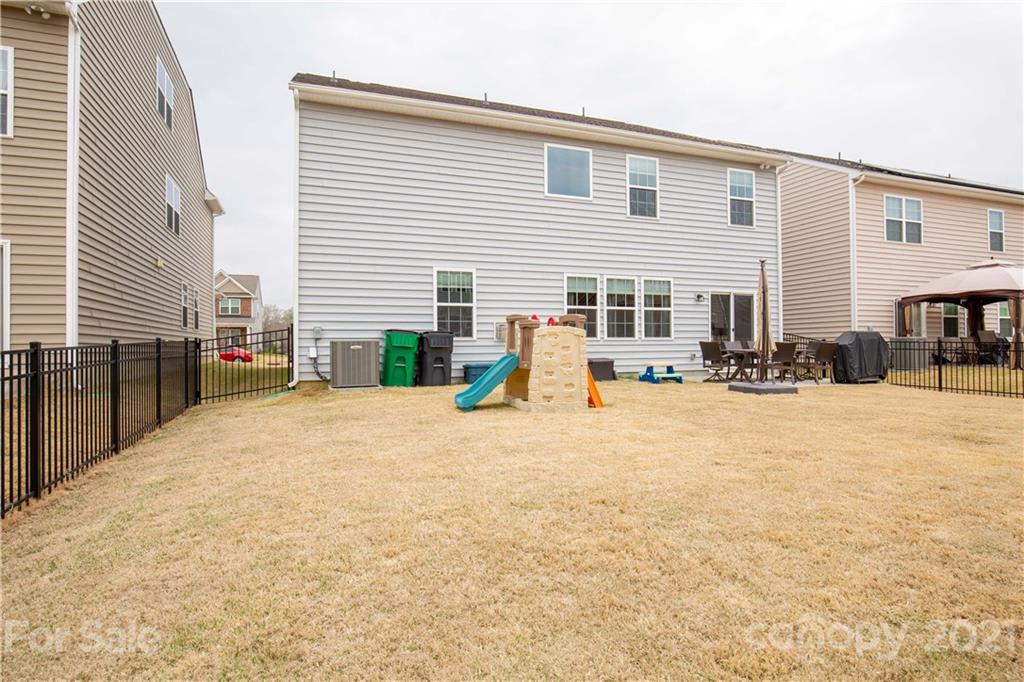 16331 Wavenly House Drive Charlotte NC 28273
