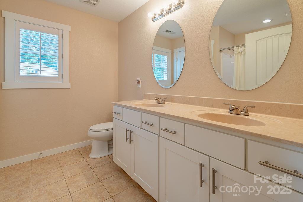 104 Bobby Ridge Drive Leicester NC 28748