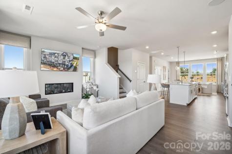 2155 Hawksworth Lane Charlotte NC 28262
