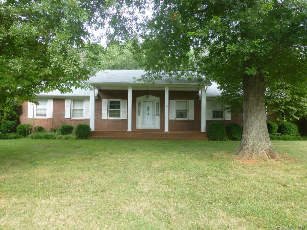 1045 Valley Street Statesville NC 28677
