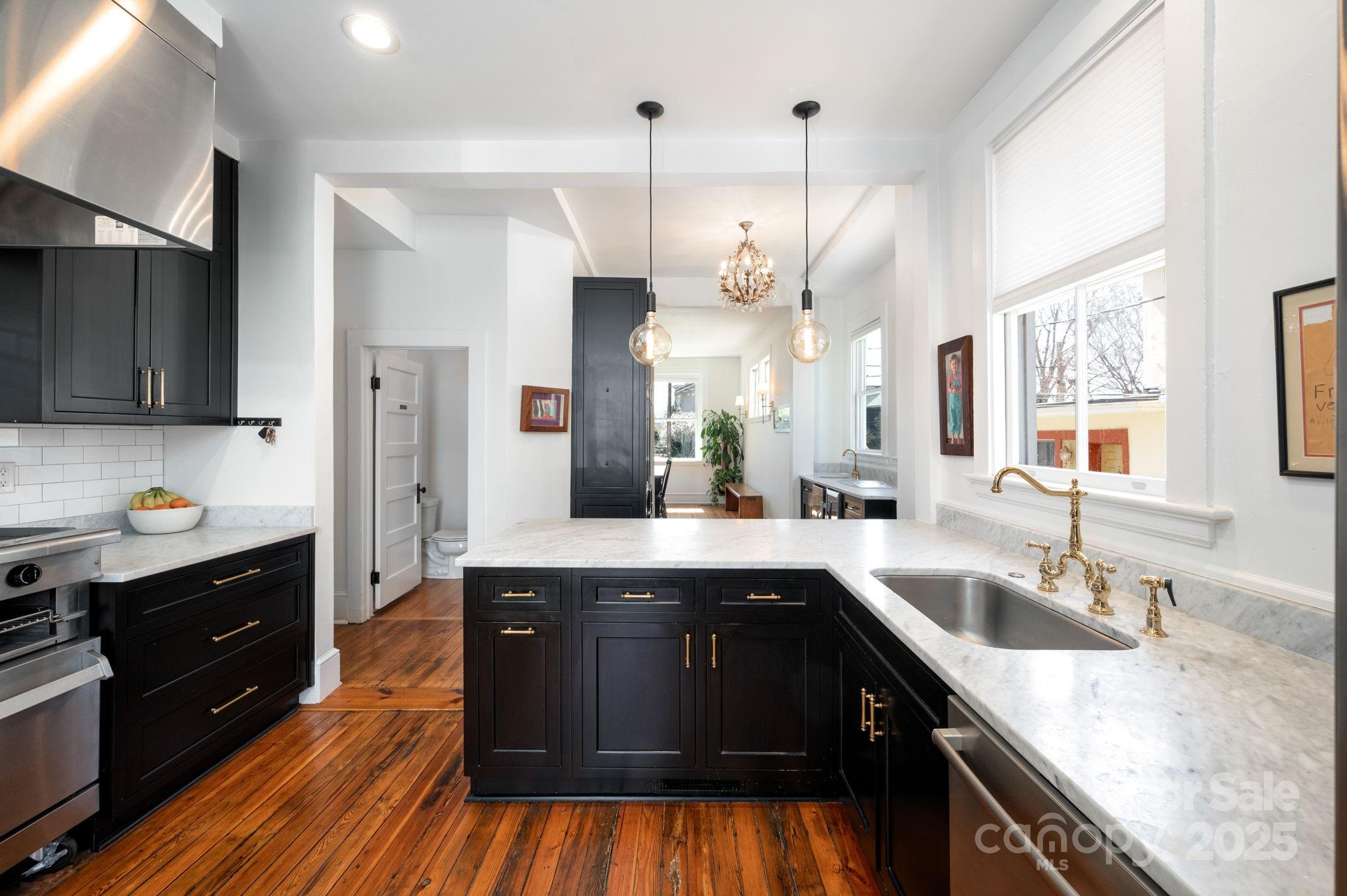 22 Broad Street Asheville NC 28801