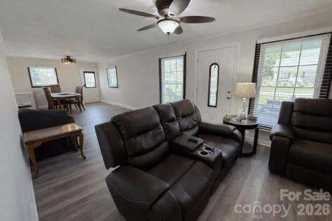 636 Willis Road Dallas NC 28034