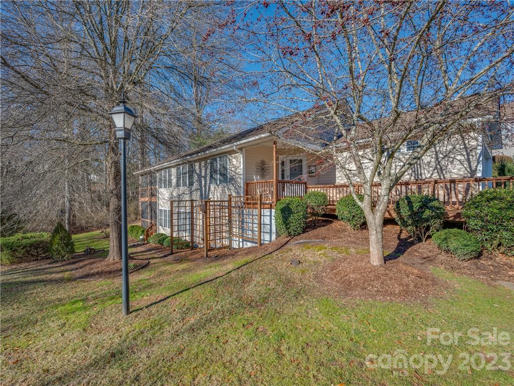 53 Creeks End Circle Mills River NC 28759