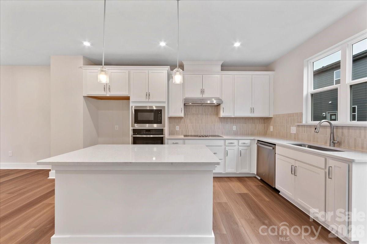 6016 Pivot Court Charlotte NC 28205