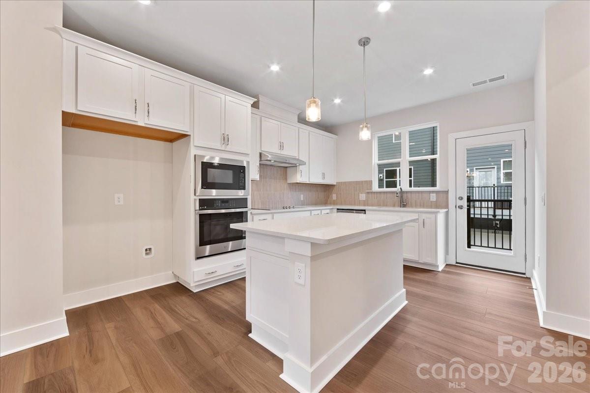 6016 Pivot Court Charlotte NC 28205