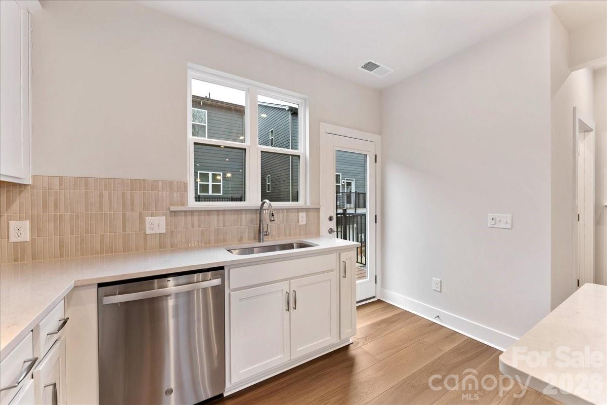 6016 Pivot Court Charlotte NC 28205