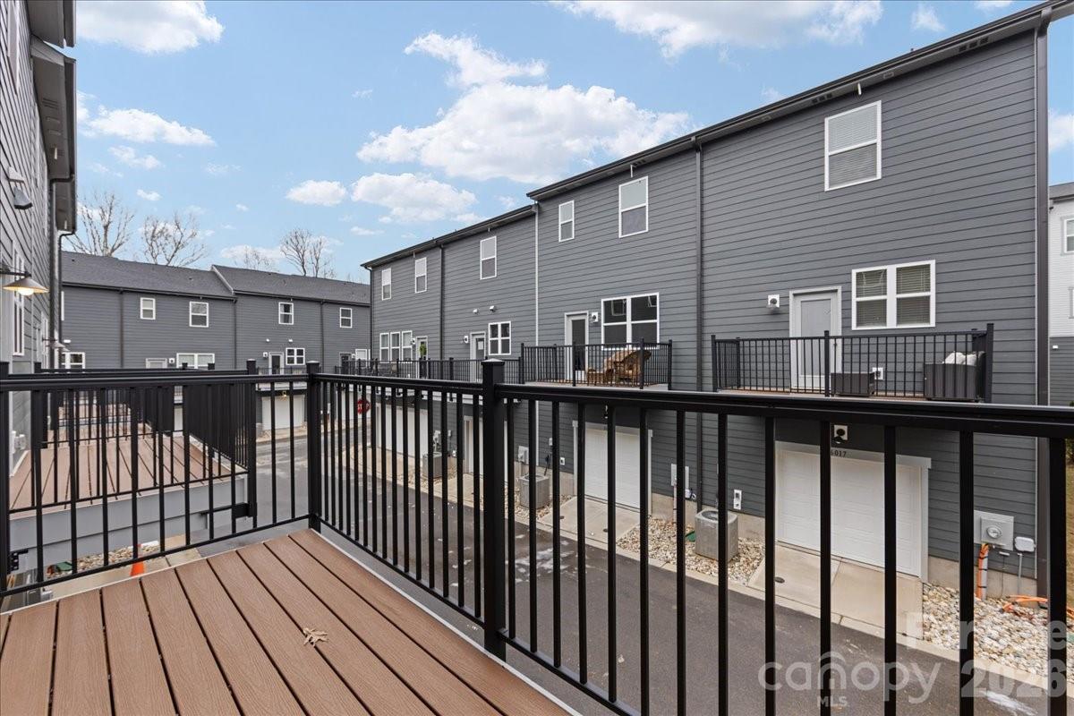 6016 Pivot Court Charlotte NC 28205