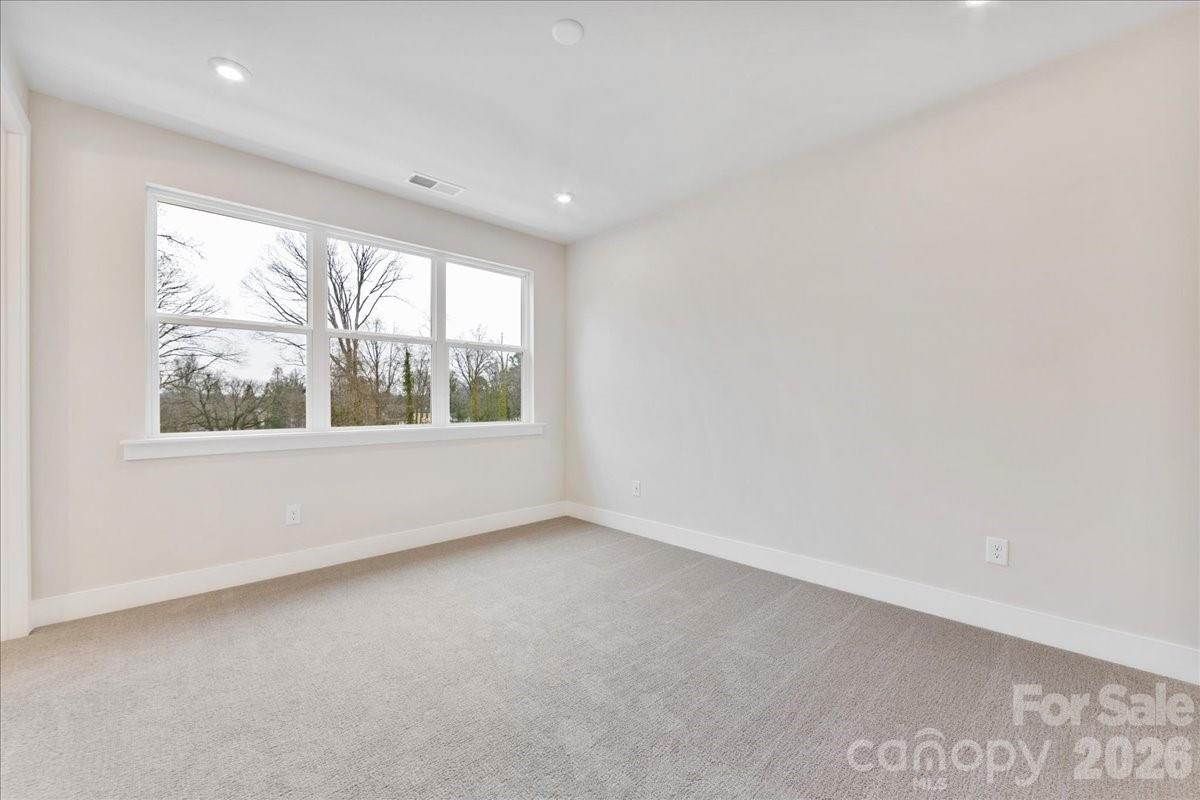 6016 Pivot Court Charlotte NC 28205