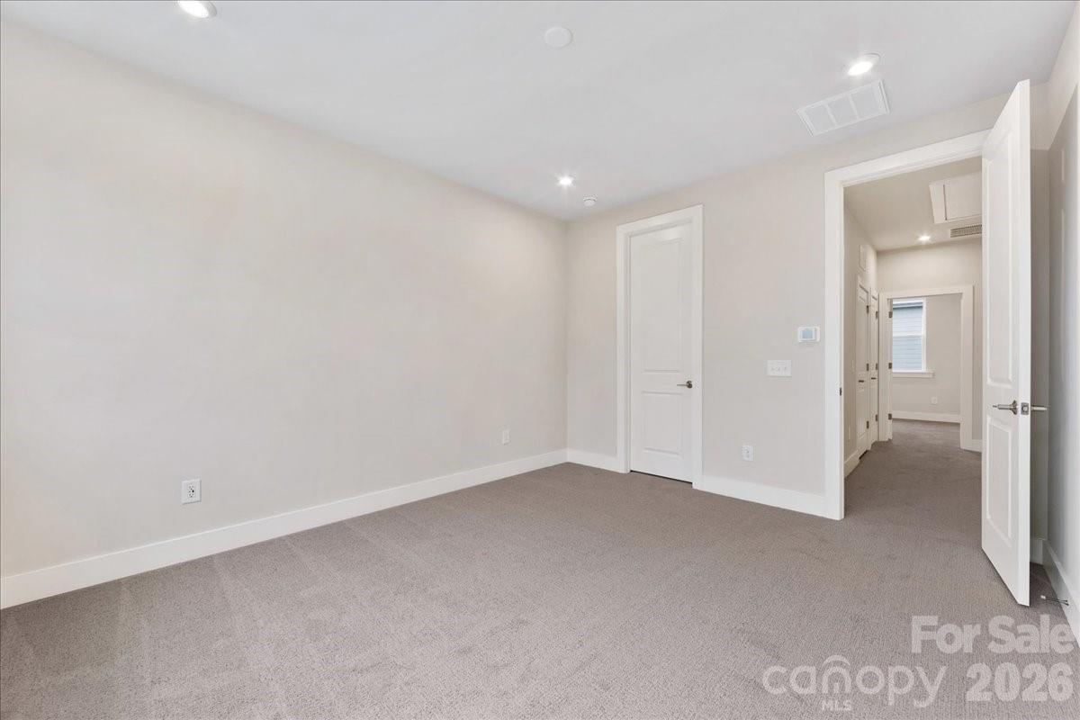 6016 Pivot Court Charlotte NC 28205