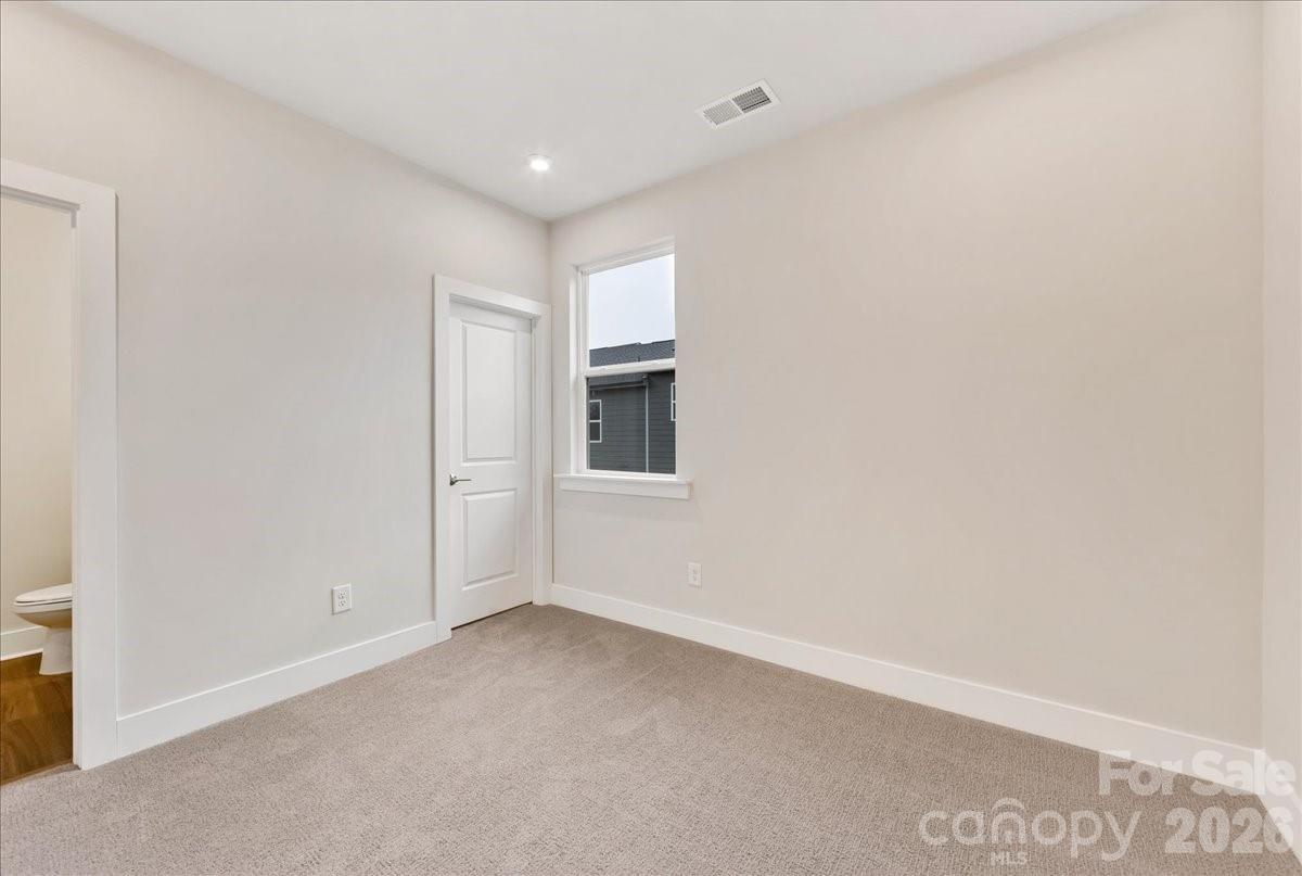 6016 Pivot Court Charlotte NC 28205