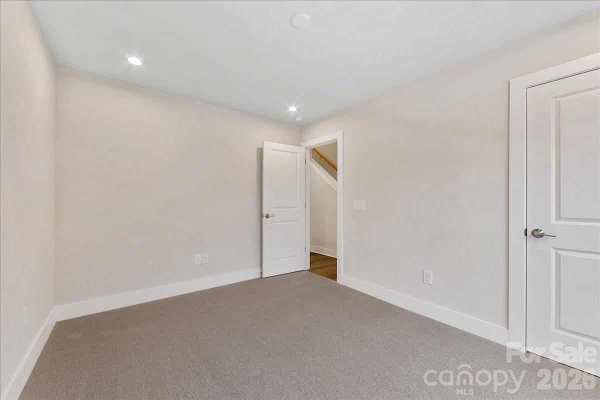 6016 Pivot Court Charlotte NC 28205