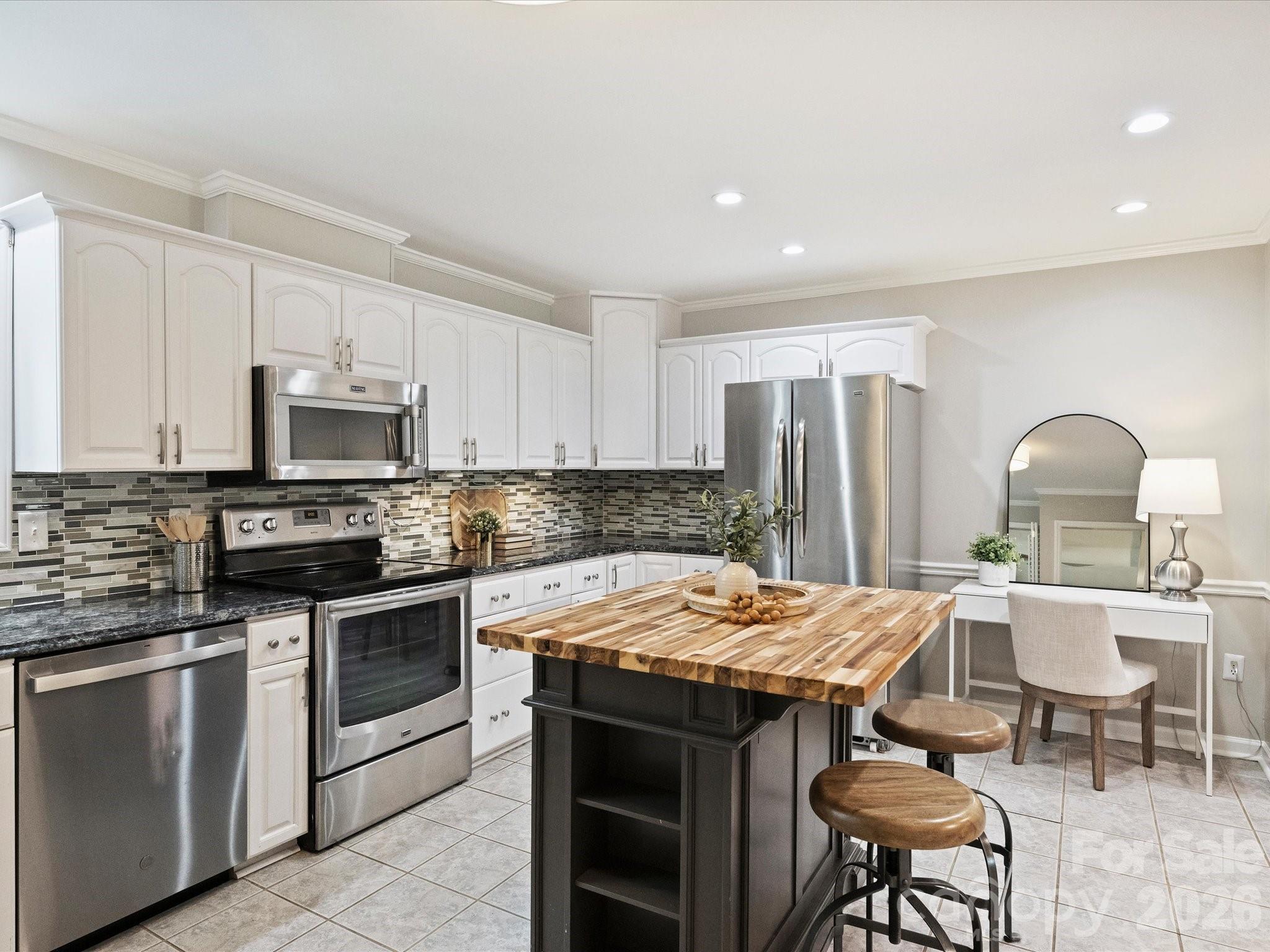 1909 Lawton Bluff Road Charlotte NC 28226