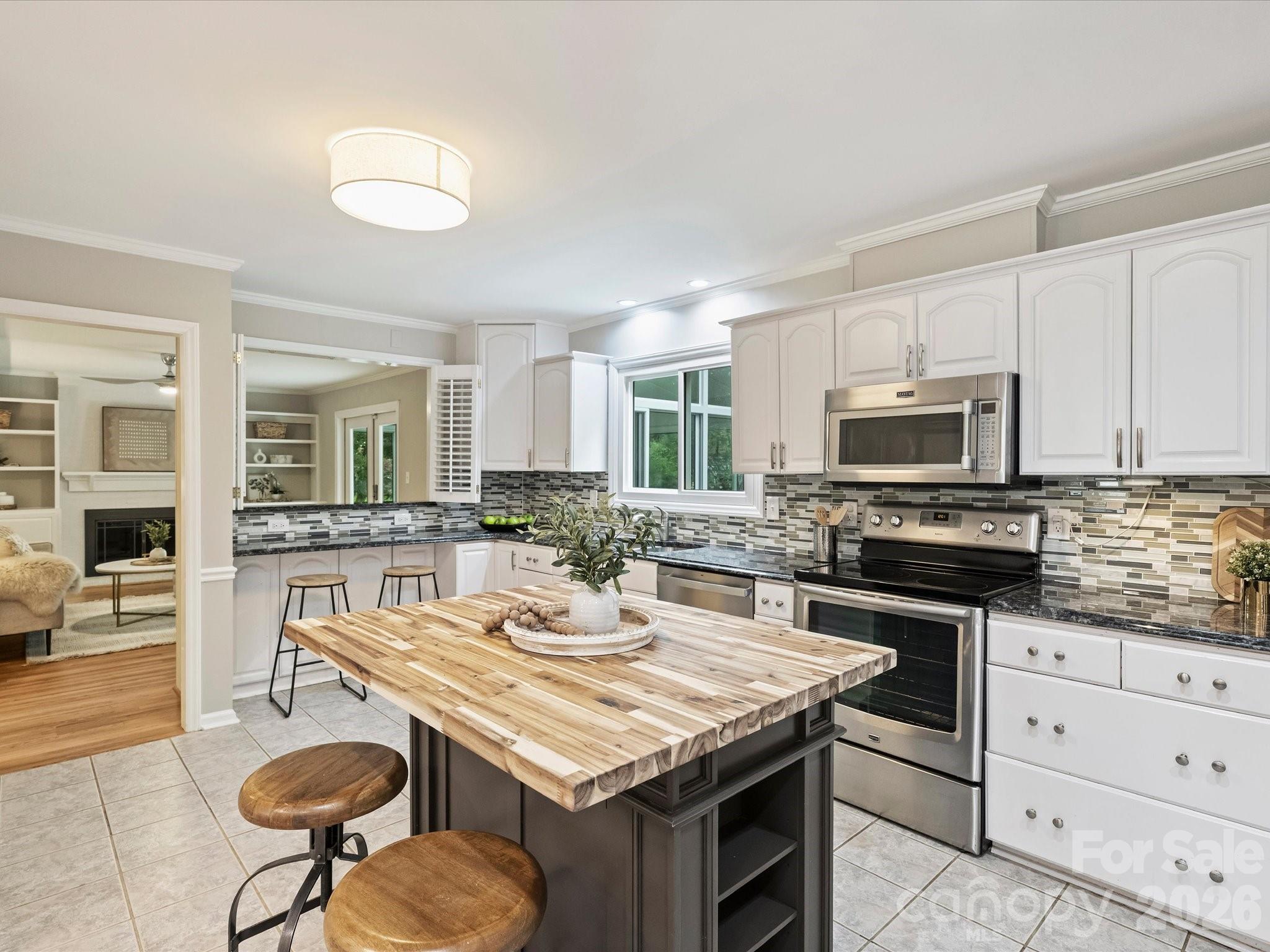 1909 Lawton Bluff Road Charlotte NC 28226