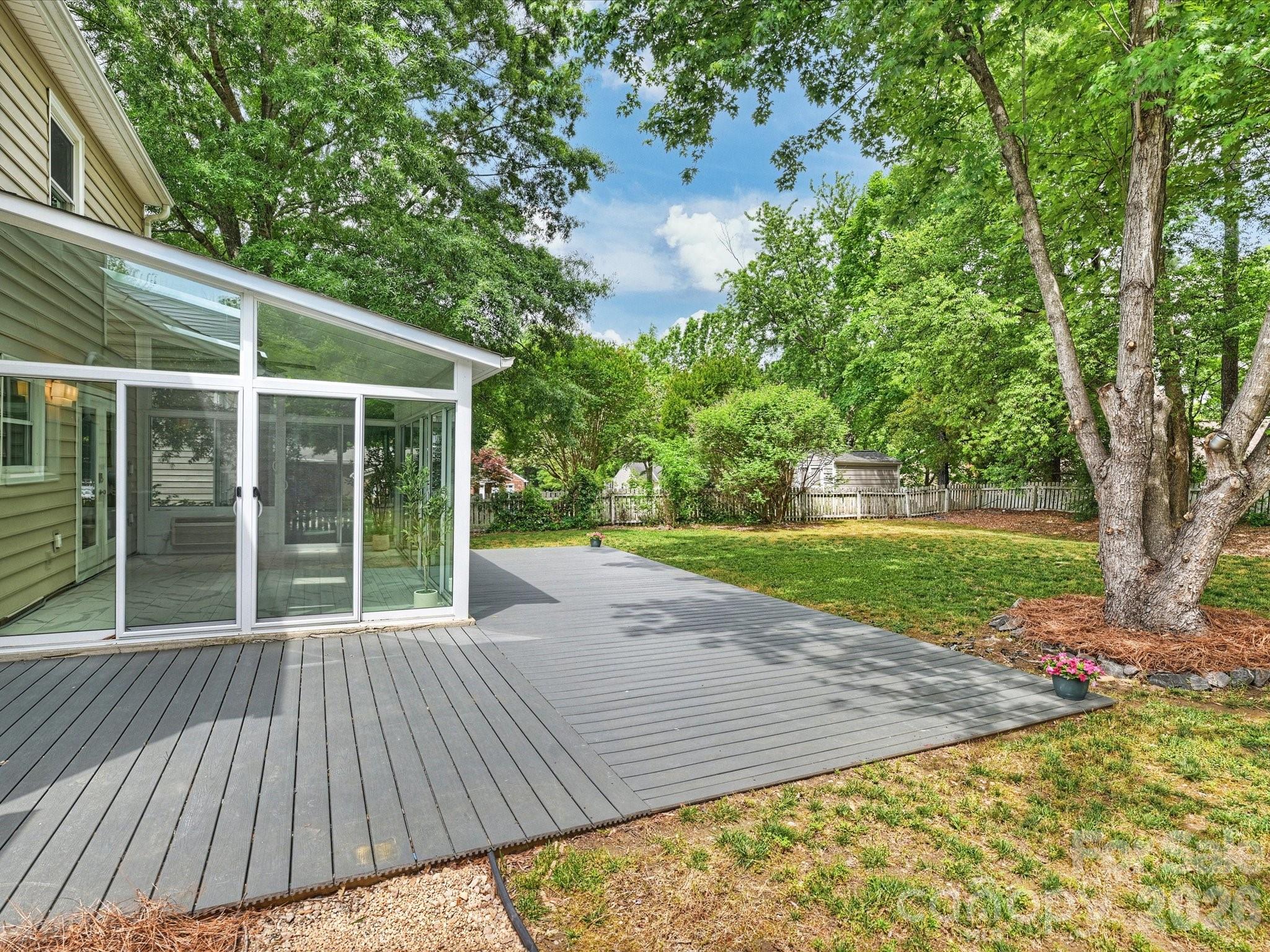 1909 Lawton Bluff Road Charlotte NC 28226