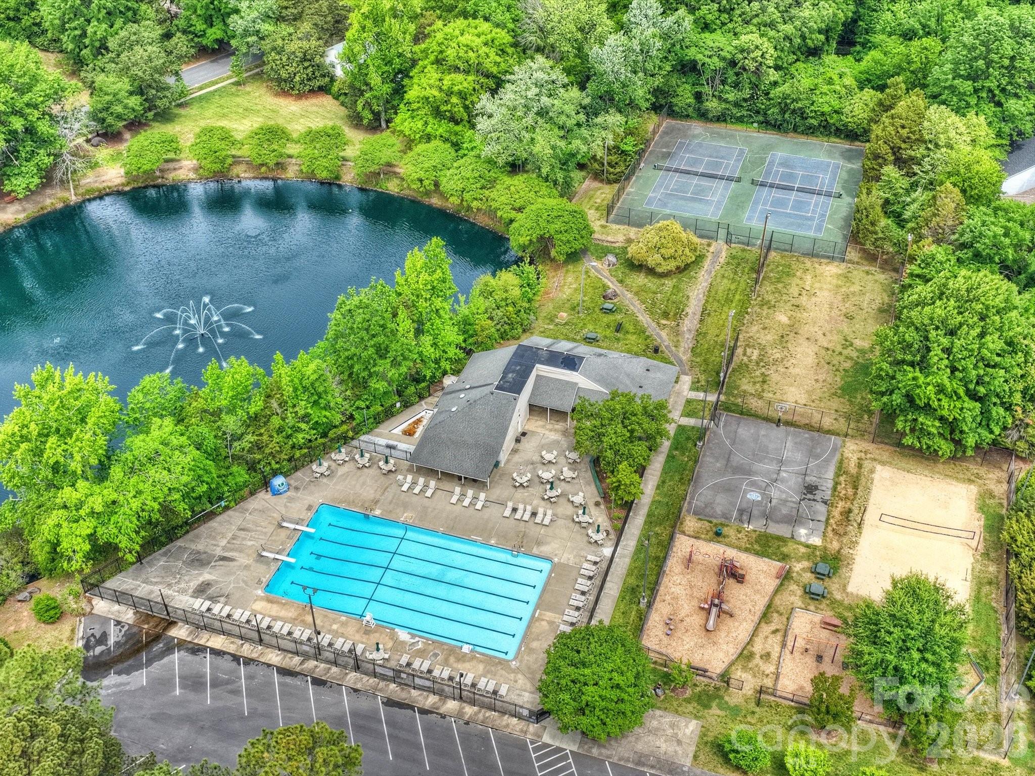 1909 Lawton Bluff Road Charlotte NC 28226