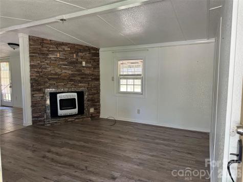 4191 Deerfield Drive Maiden NC 28650