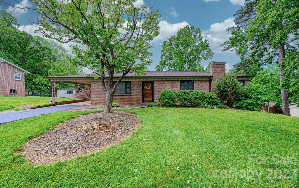 125 28th Avenue Drive NW Hickory NC 28601