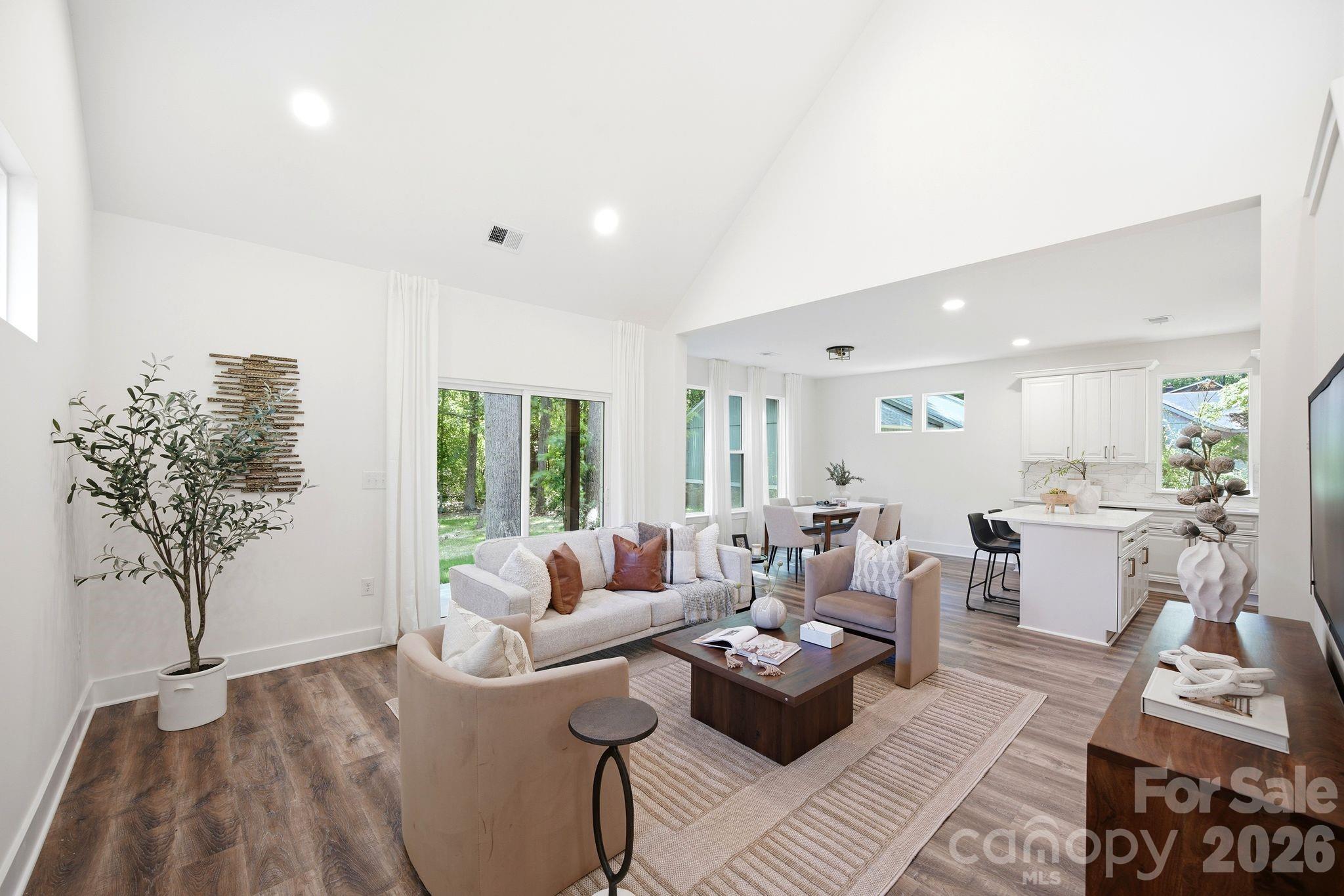 1731 Deer Street Charlotte NC 28214