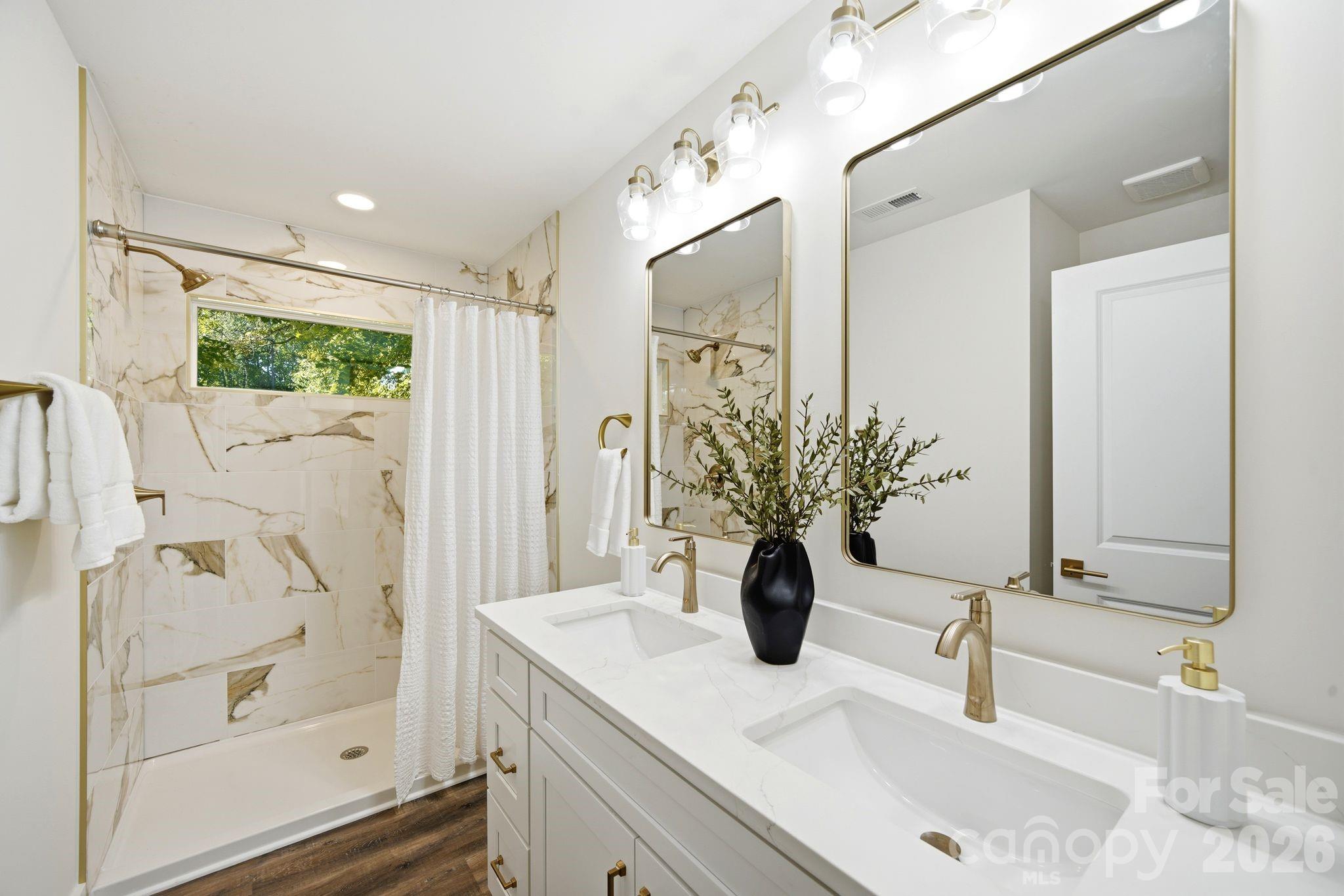 1731 Deer Street Charlotte NC 28214
