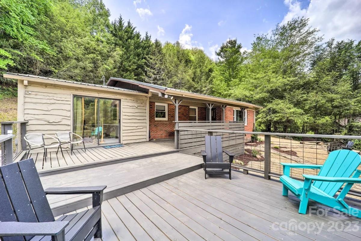 610 Banks Creek Road Burnsville NC 28714