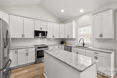 215 Village Lane Salisbury NC 28146