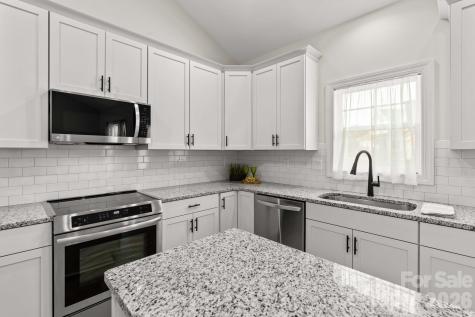 215 Village Lane Salisbury NC 28146