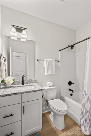 215 Village Lane Salisbury NC 28146