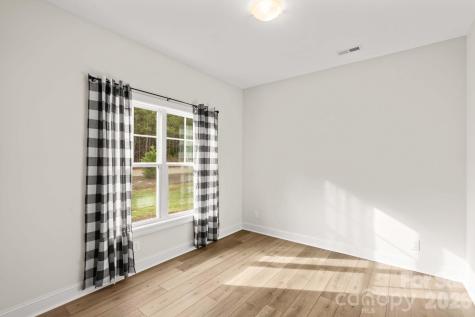 215 Village Lane Salisbury NC 28146