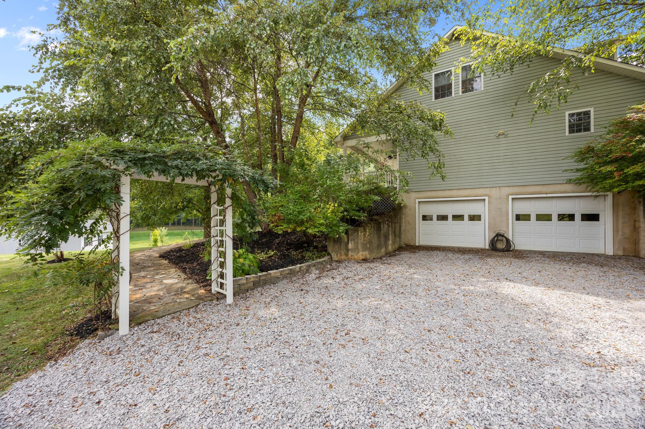 183 Lunar Trace Road Waynesville NC 28786