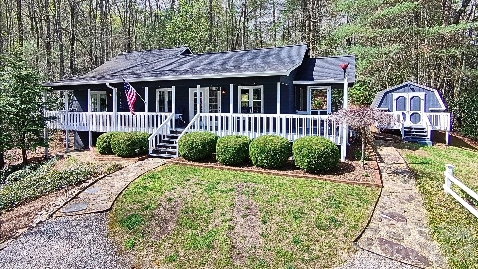 926 Camp Creek Road Saluda NC 28773