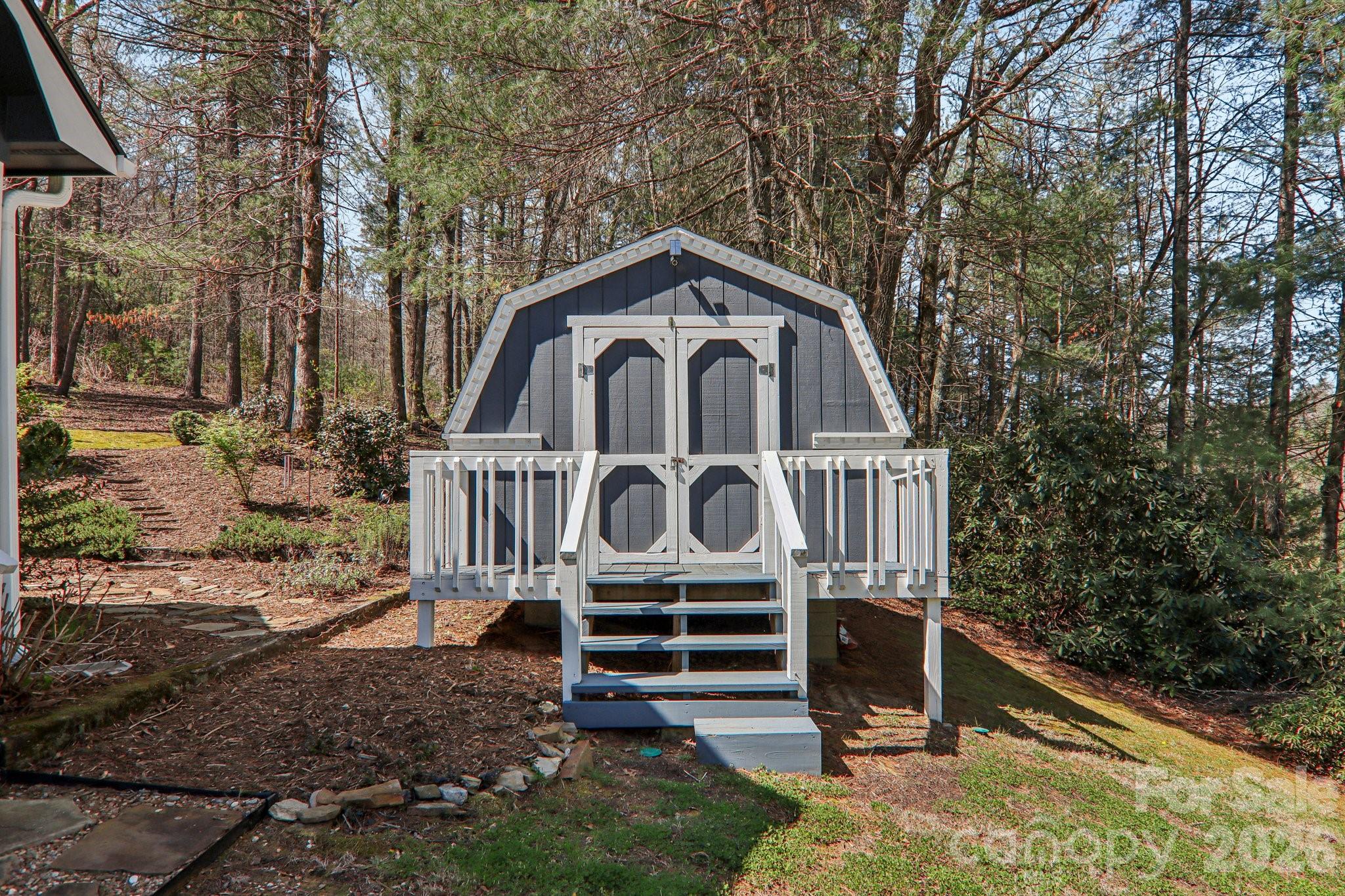 926 Camp Creek Road Saluda NC 28773