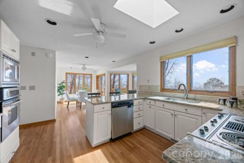 1105 High Vista Drive Mills River NC 28759