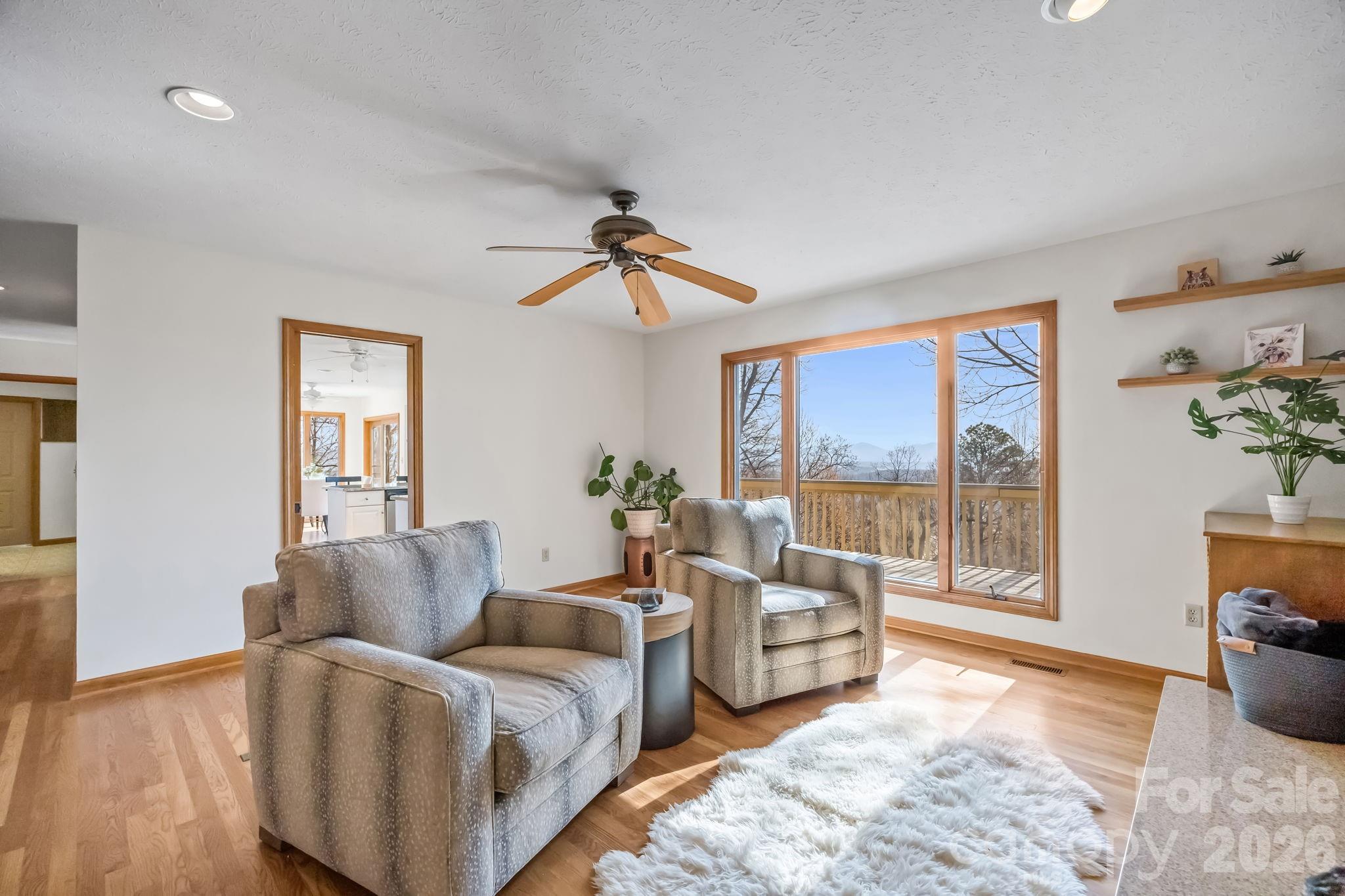 1105 High Vista Drive Mills River NC 28759