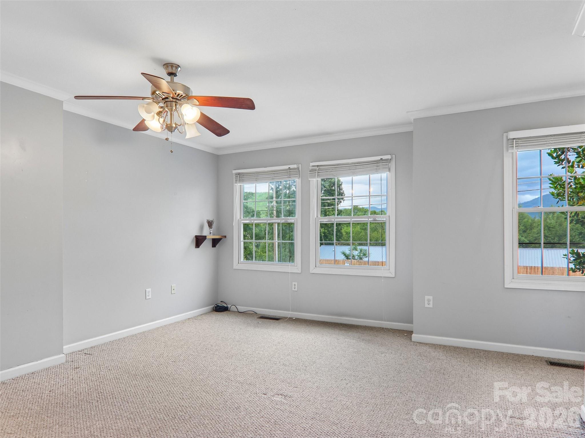 34 Union Chapel Road Weaverville NC 28787