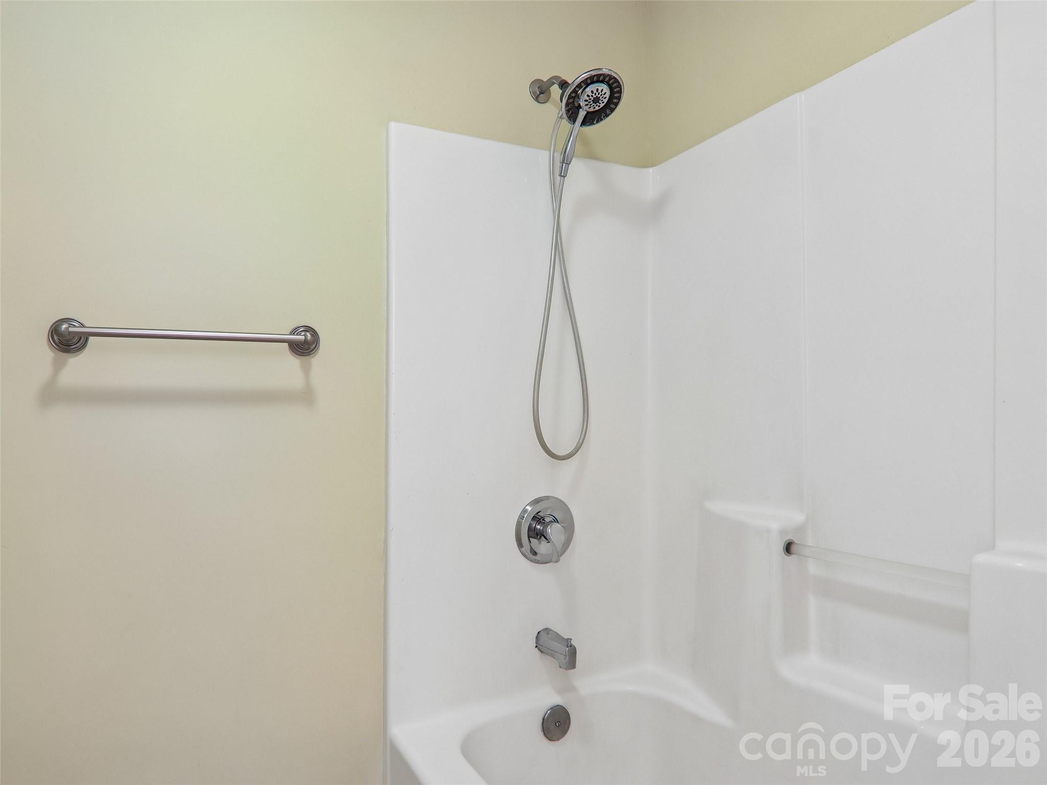 34 Union Chapel Road Weaverville NC 28787
